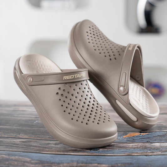 Men’s Clogs for Relaxed Comfort