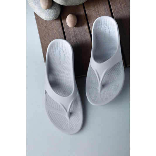 RedTape Men Grey Solid Sunnies Thong Flip Flops